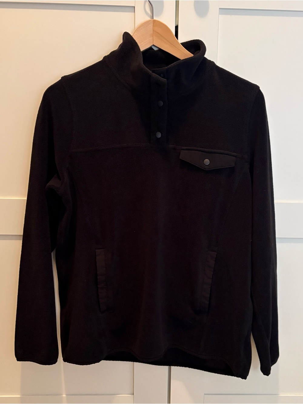 Men's Black Zip-Up Fleece Pullover with Snap Chest Pocket